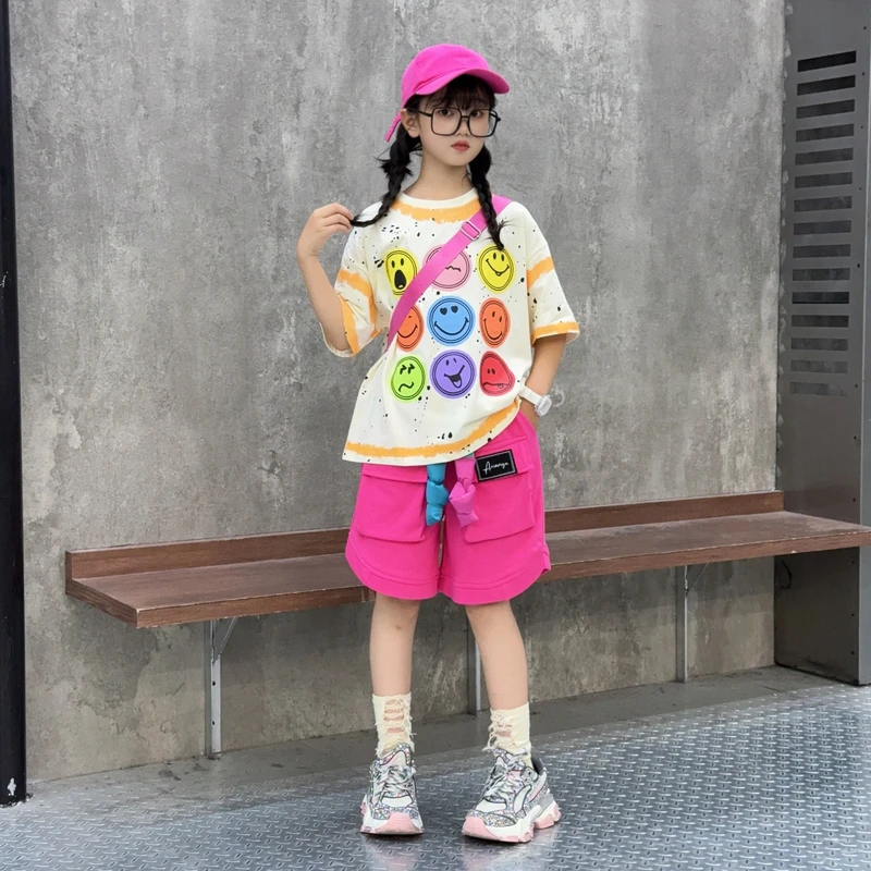 女童套装夏季新款时尚韩系时髦宽松休闲笑脸T恤多巴胺短裤两件套