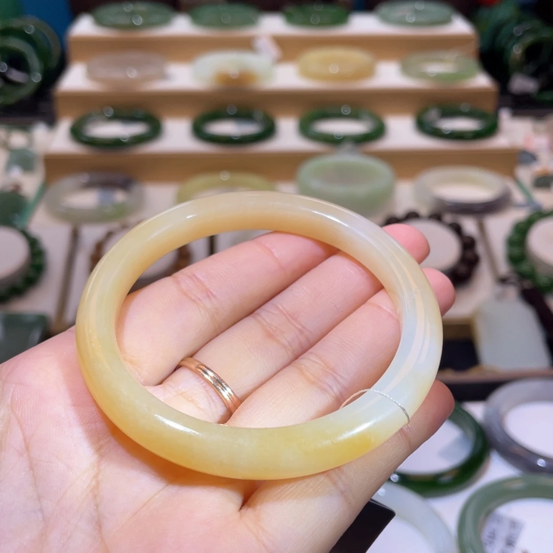 和田玉高品糖玉手镯56、57未镶嵌