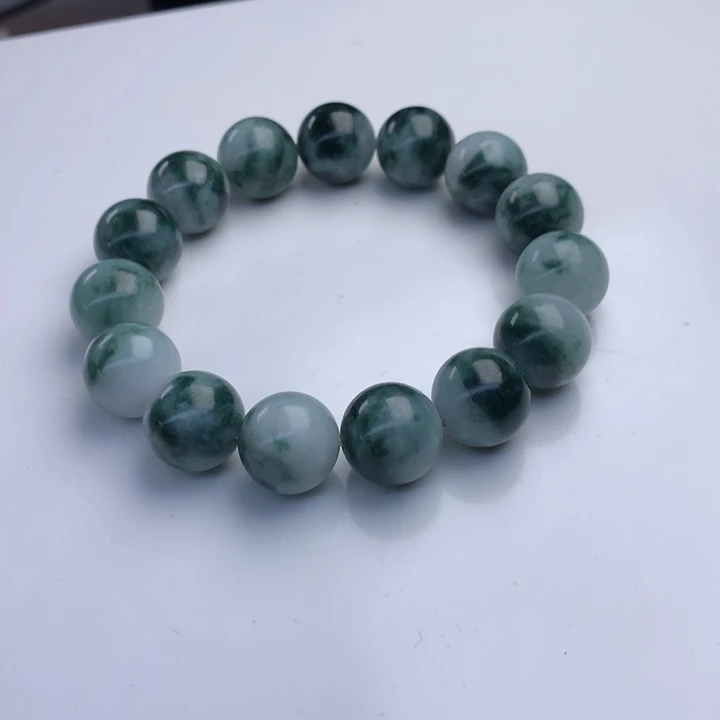 翡翠手串未镶嵌茗*13.6mm！