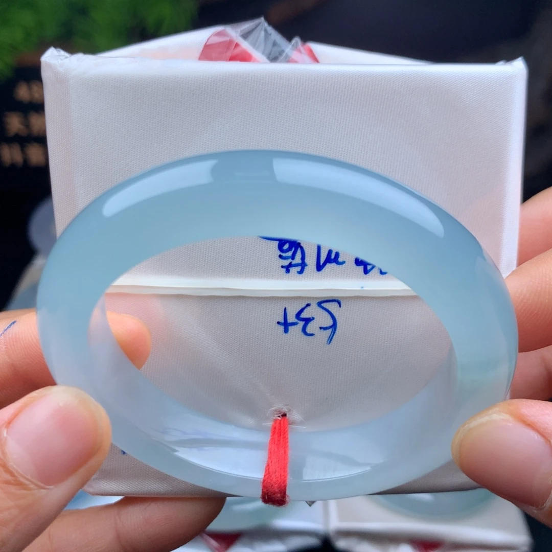 未镶嵌手镯翡翠冰蓝起光