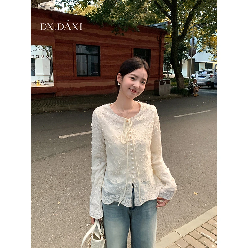 代大喜【映月蝶语】时尚气质感高级优雅小衫显瘦蕾丝法式设计感温柔