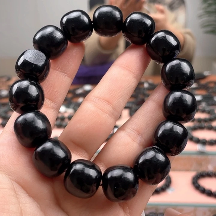 铭***哥和田玉未镶嵌手链