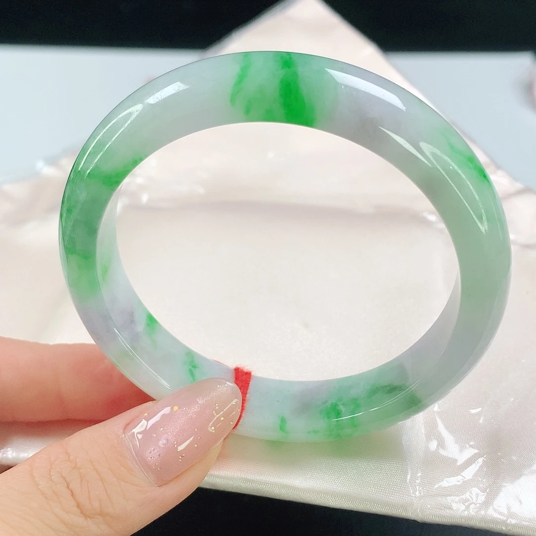 翡翠手镯未镶嵌225翡翠