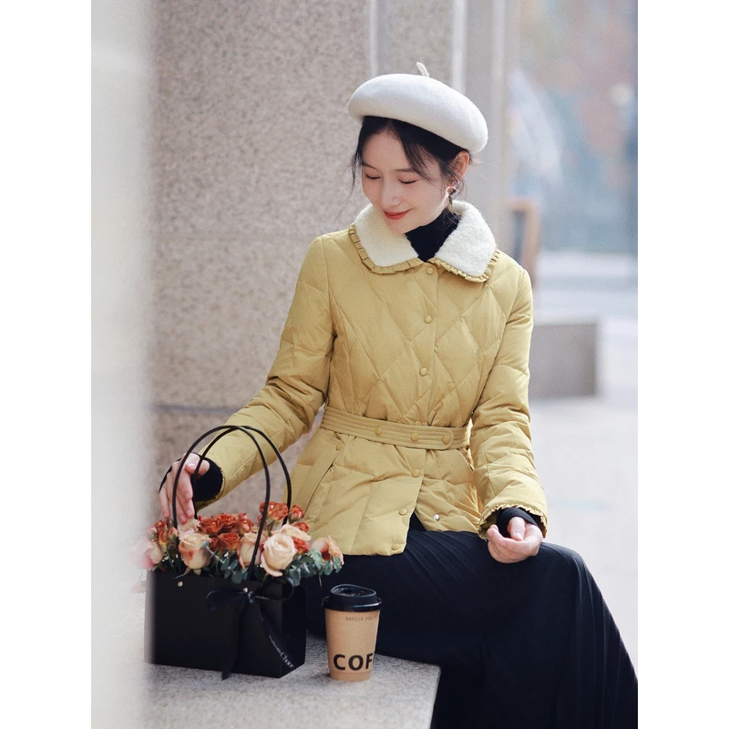 红念羽绒服轻薄女短款设计感小个子冬季2025年短款羽绒服女小个子