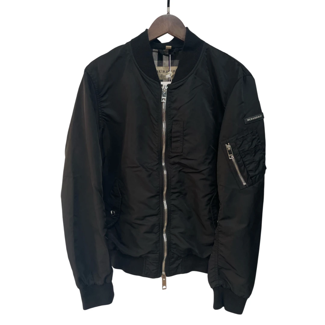 99新 BURBERRY/博柏利 侧边皮牌夹克/52码/254137