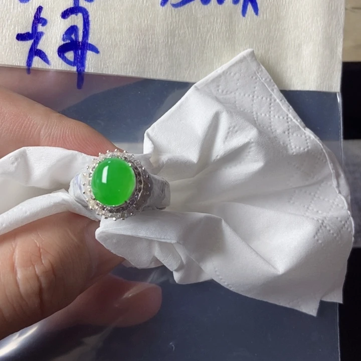卡***8定制翡翠未镶嵌定制