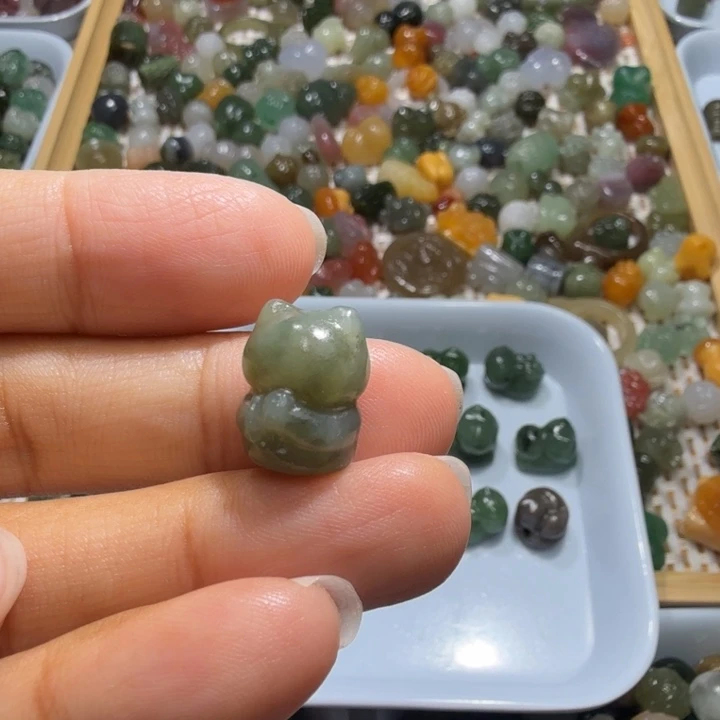 真***️和田玉未镶嵌珠宝半成品