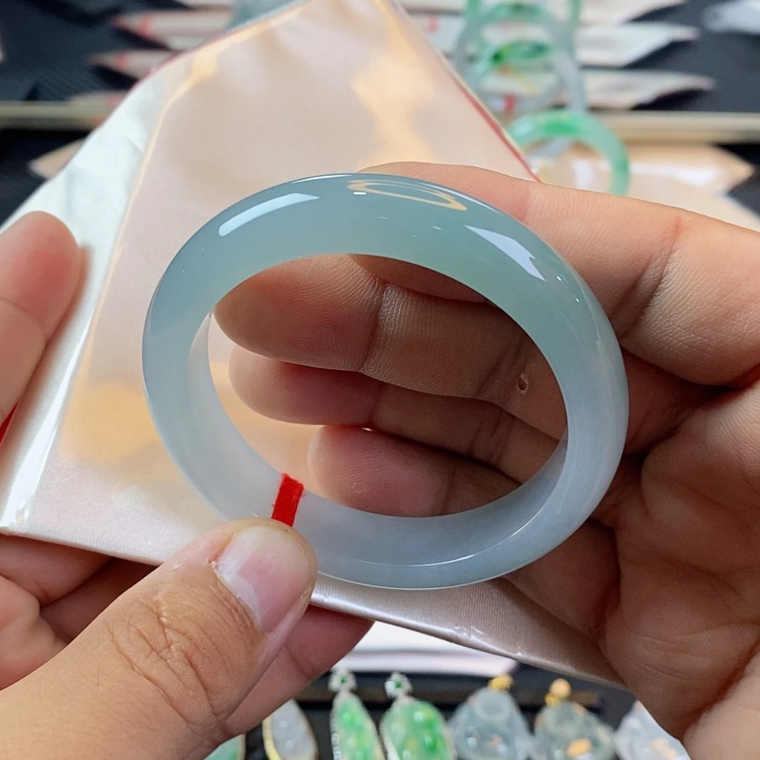 【闪购商品】未镶嵌手镯翡翠