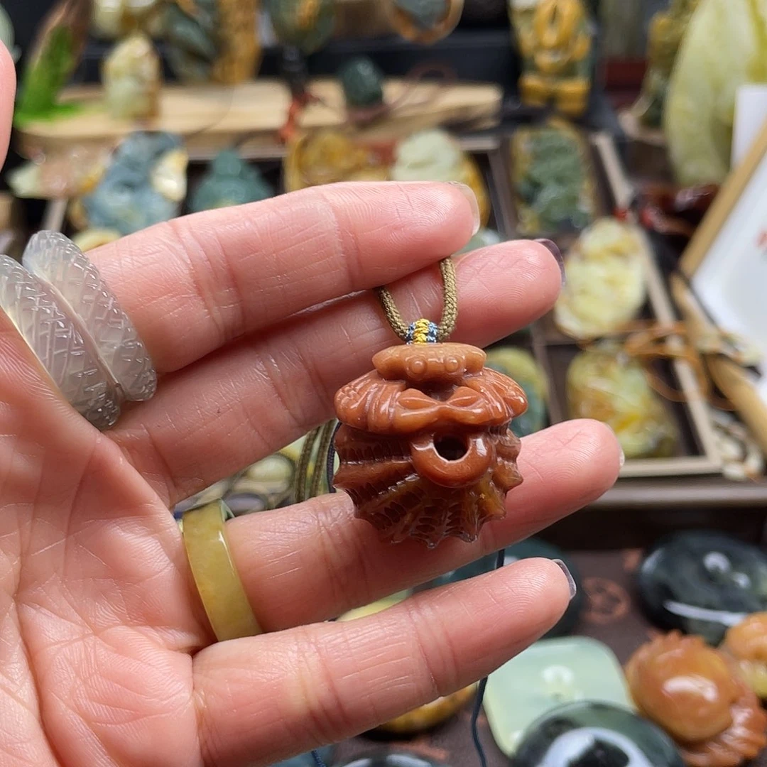 蛇纹石玉颈饰未镶嵌毛*辽阳花玉