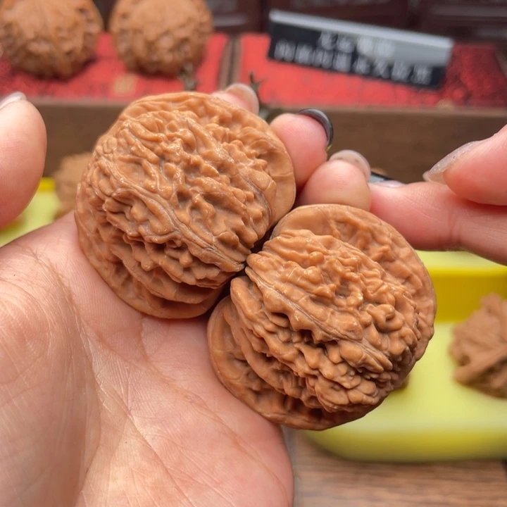 别***我桃核吊坠43全楼子 857