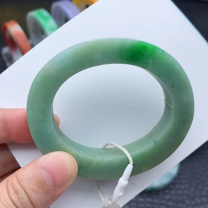 定制翡翠未镶嵌手镯102号