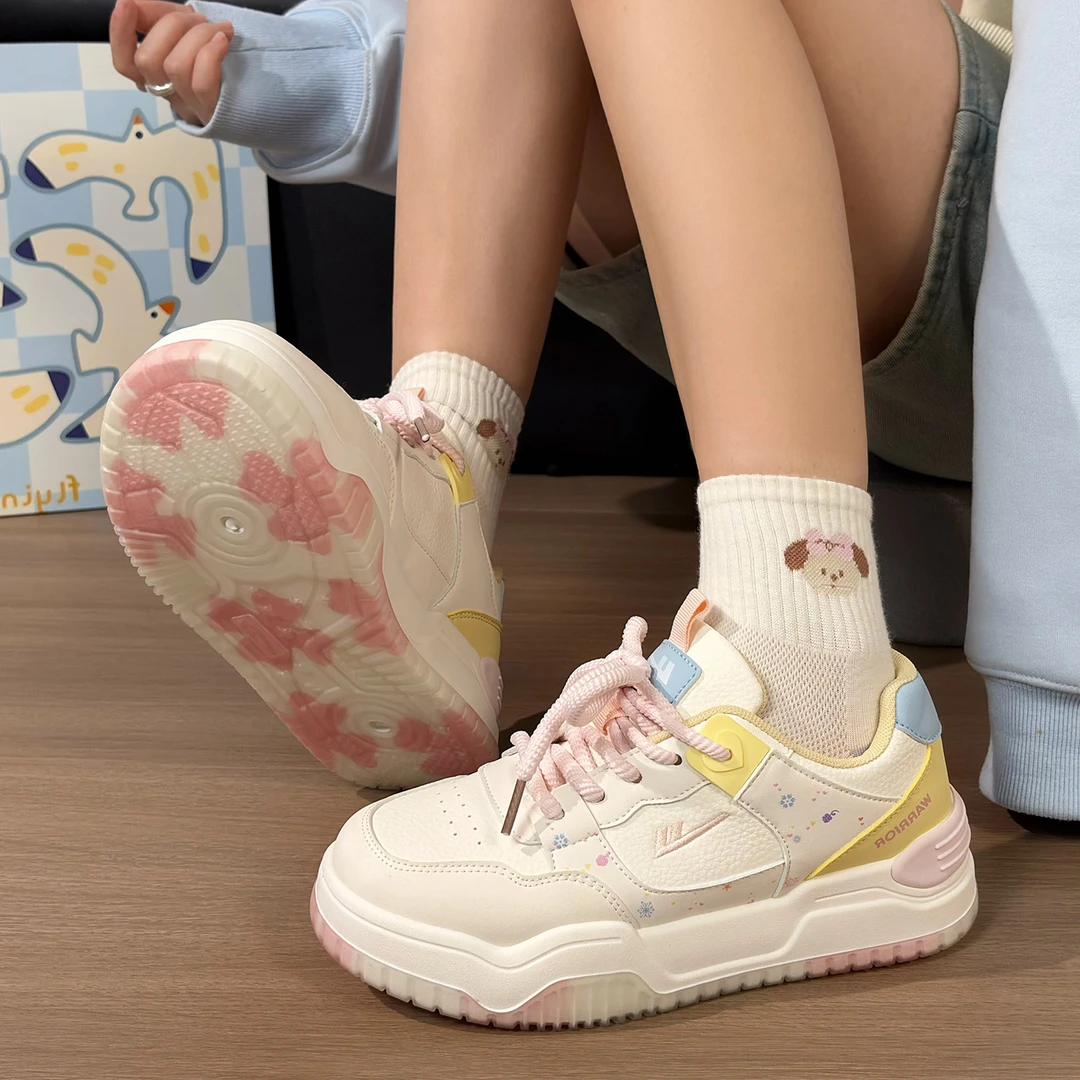 回力果冻底撞色小白鞋女2025新款百搭鞋子小众女鞋ins潮休闲板鞋