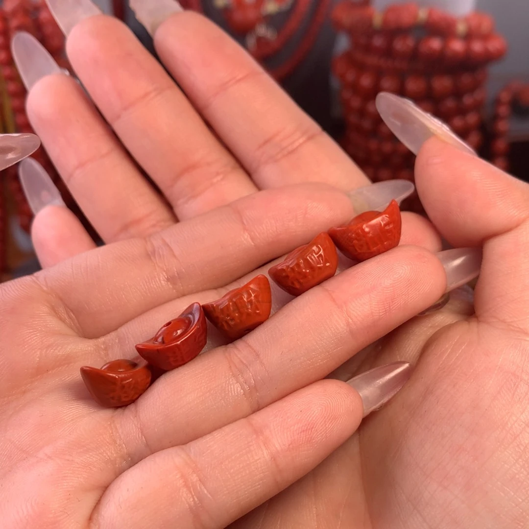 南红玛瑙配饰未镶嵌