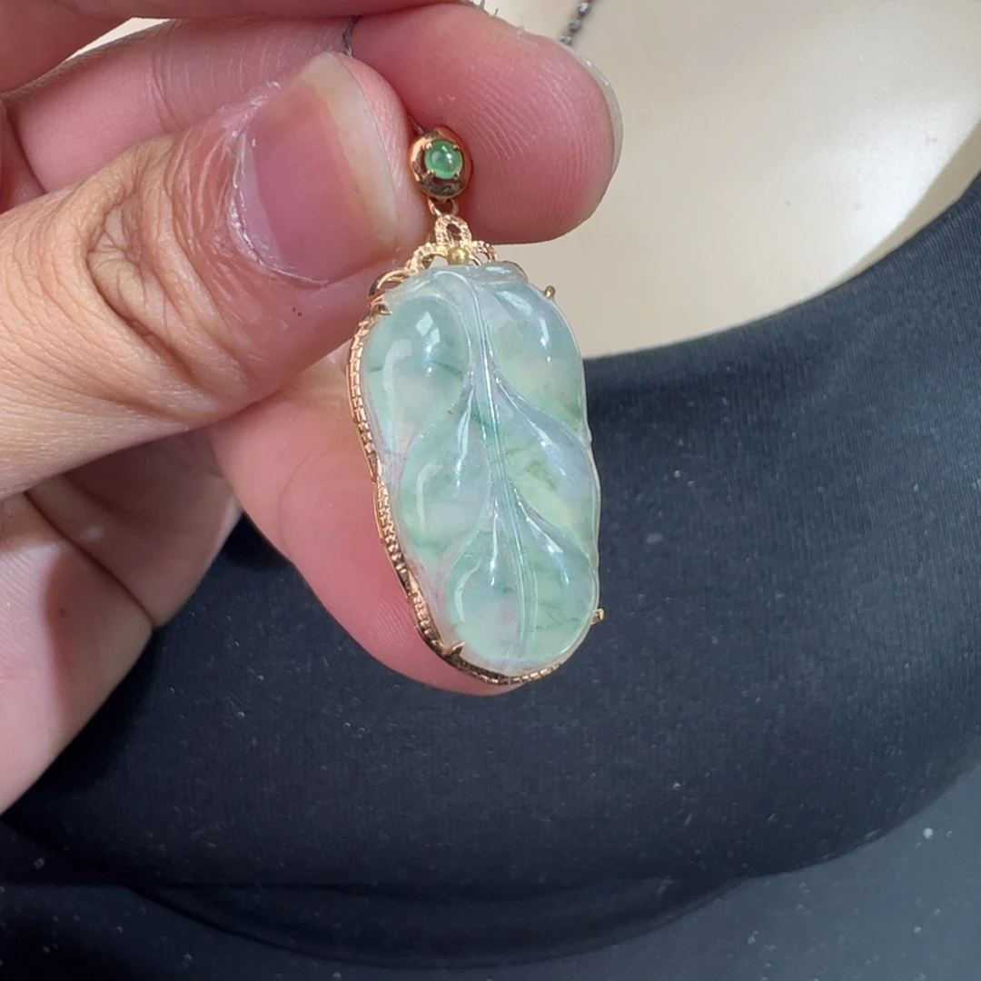 翡翠18K金镶嵌吊坠(不含链)