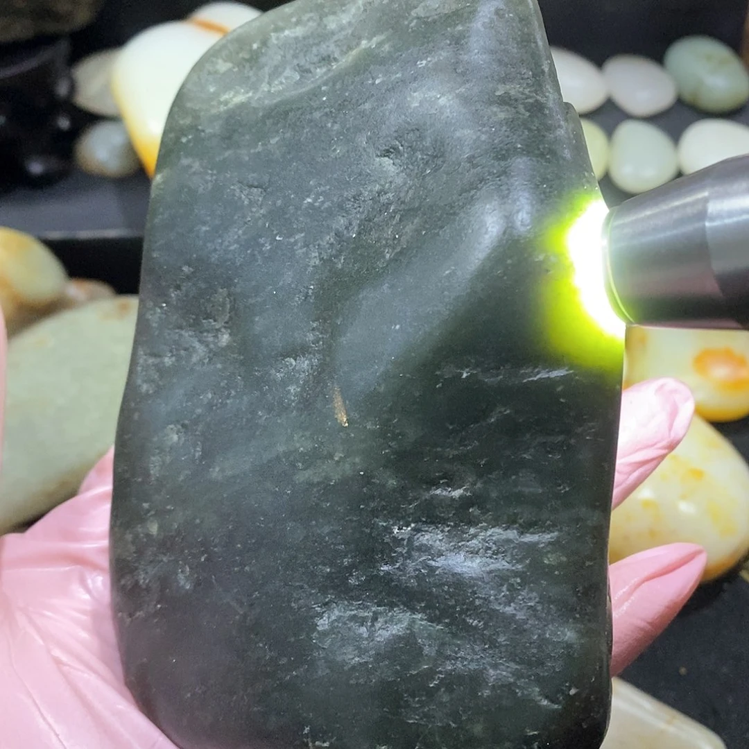 未镶嵌和田玉（糖玉）挂件