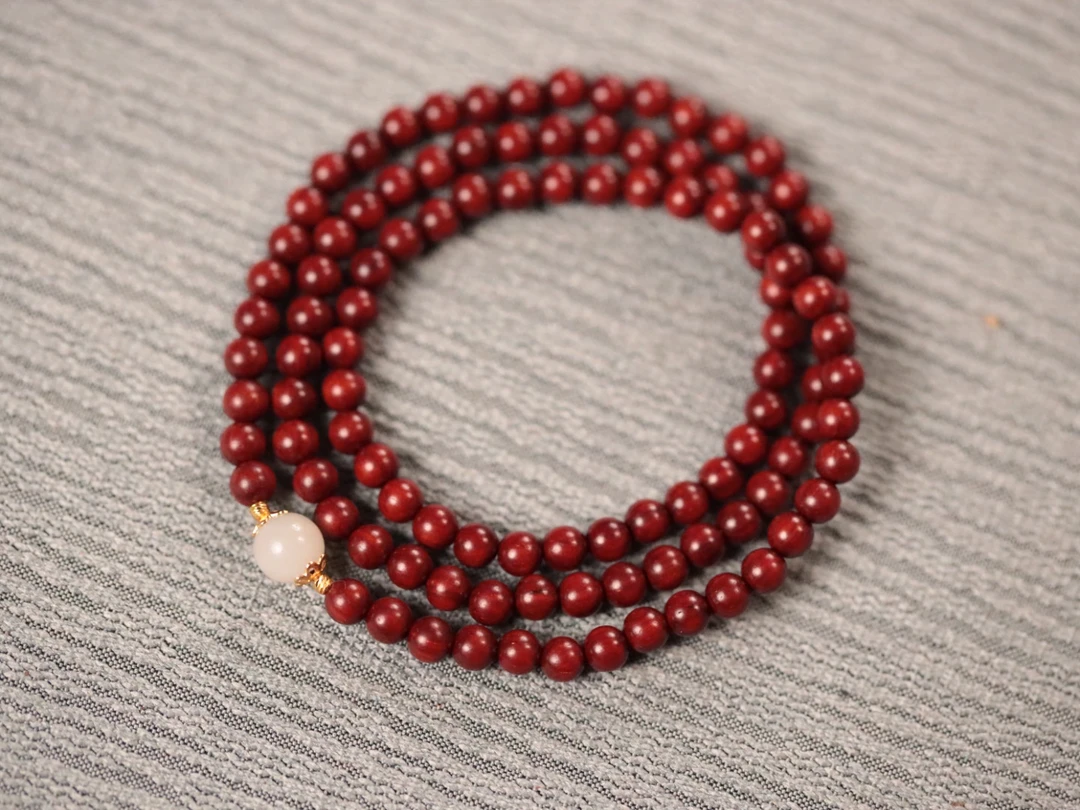 印度小叶紫檀0.5x108颗木带宝手串【顶珠：藕粉7mm+】