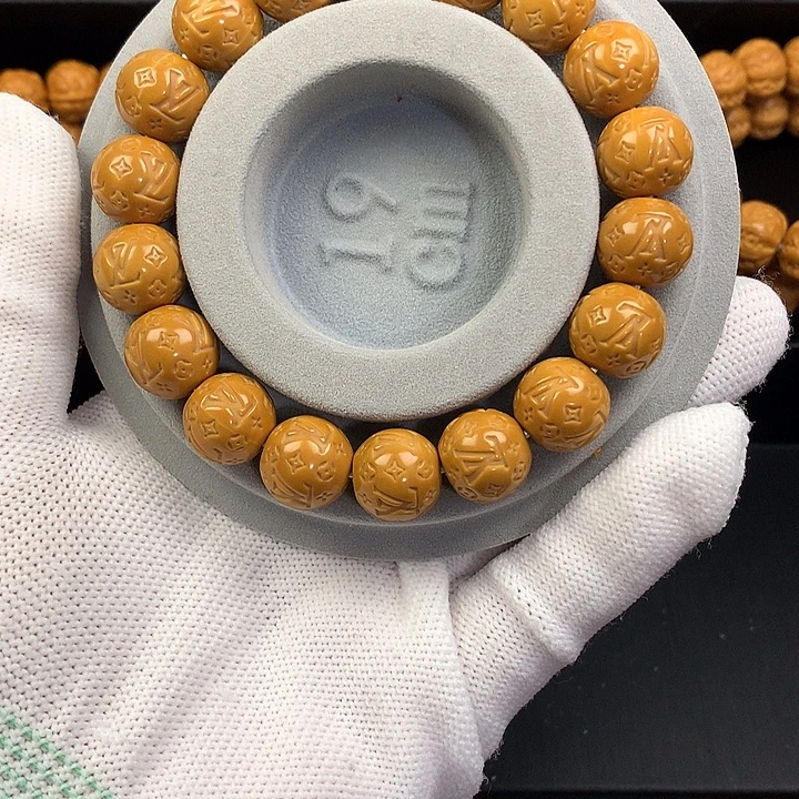 手串猴头核桃猴头