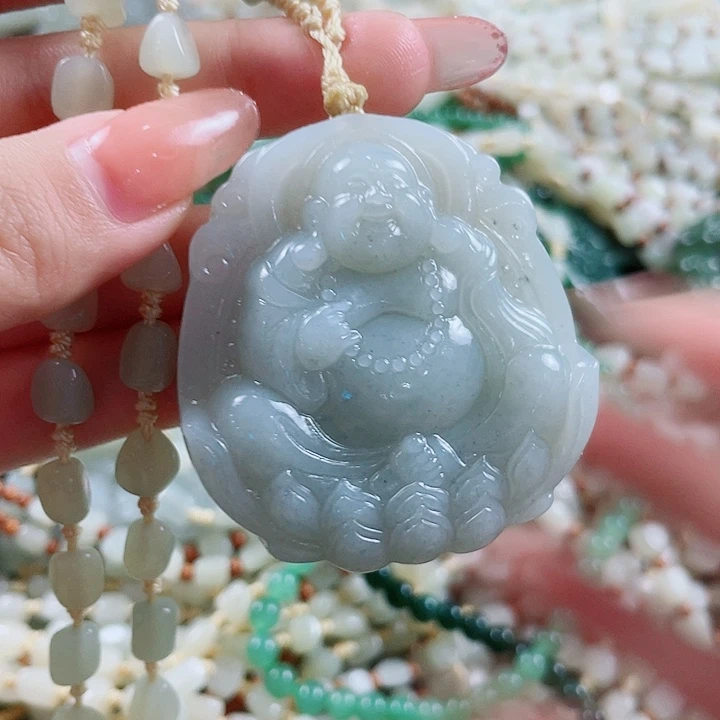 颈饰未镶嵌和田玉