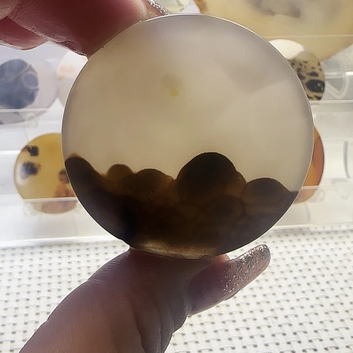 玛瑙/玉髓未镶嵌珠宝奇石