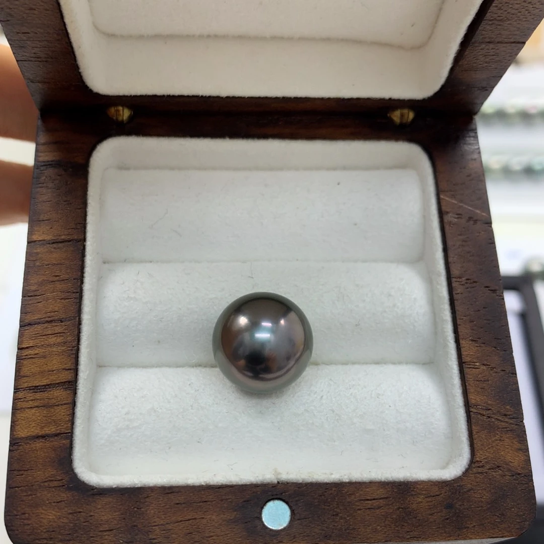 未镶嵌海水珍珠颈饰