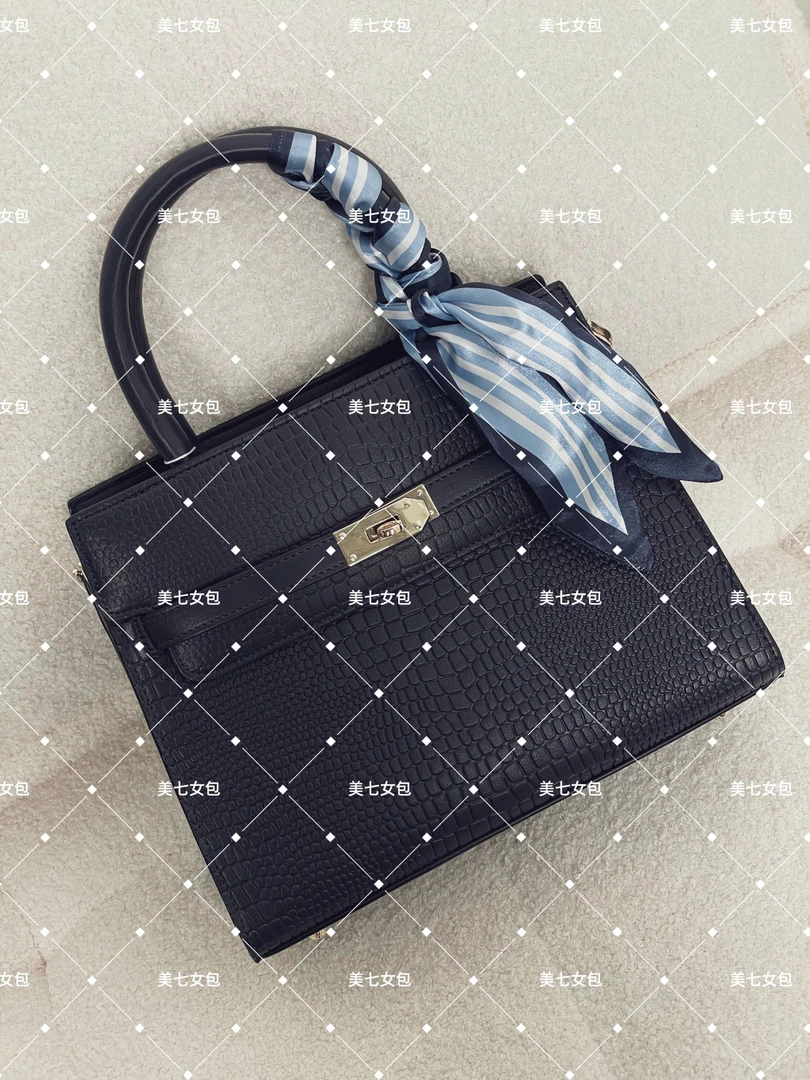 【H051-H100】2025年新款大容量女包多功能斜挎包百搭单肩包