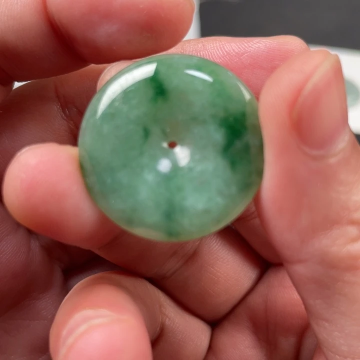 翡翠未镶嵌颈饰缅甸天然翡翠