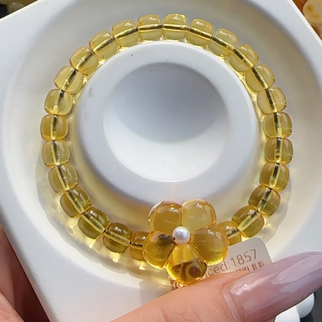 未镶嵌琥珀珠宝奇石