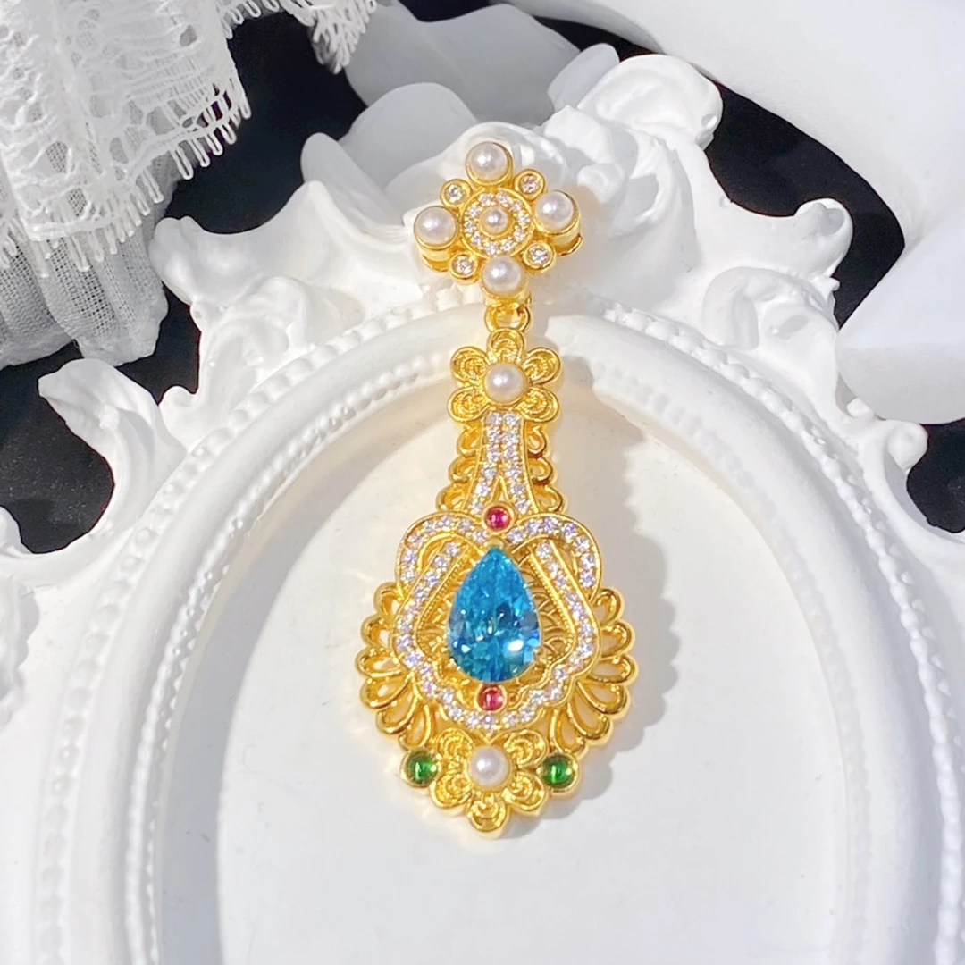 黄金足金999 古法黄金水滴满钻琵琶吊坠