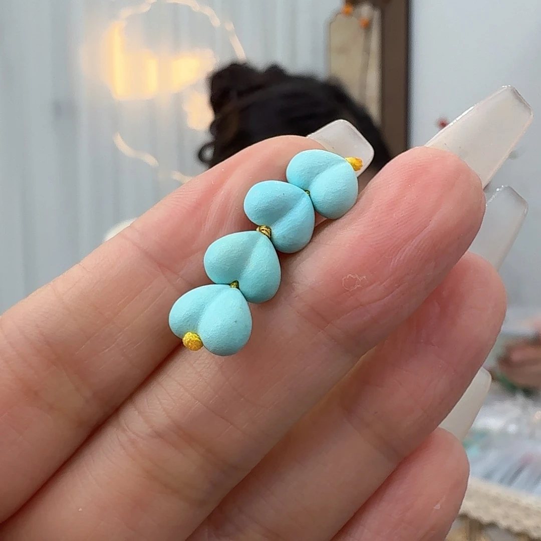 绿松石未镶嵌挂件