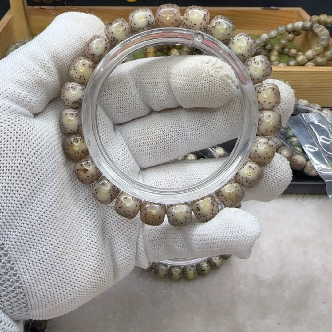 手串星月菩提9号果冻留白10左右