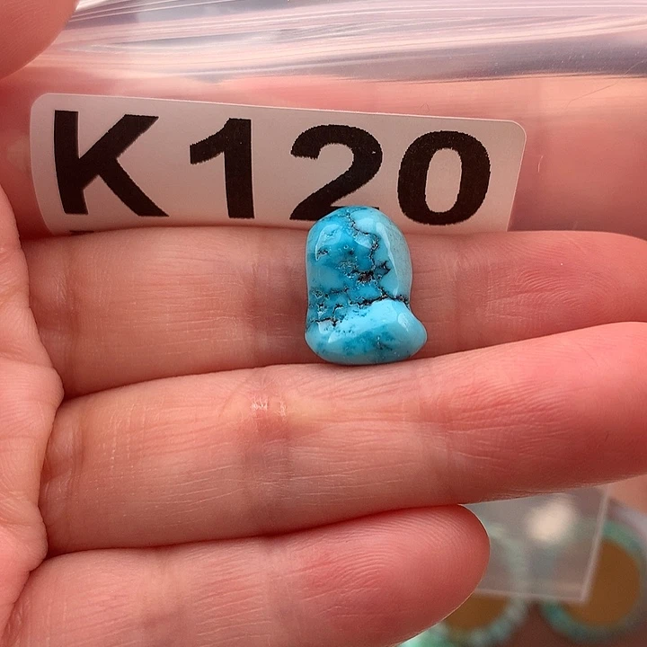 绿松石未镶嵌原矿