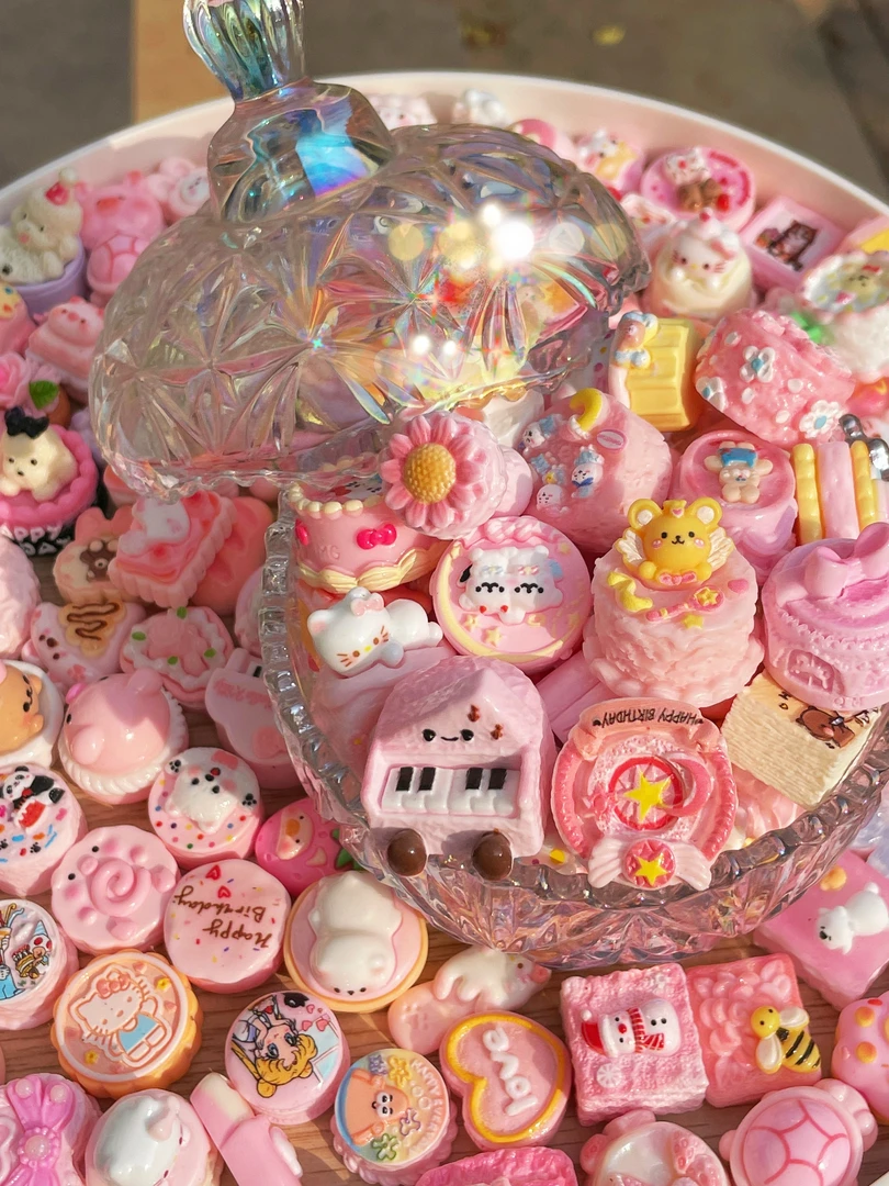 〔直播代开〕粉粉嫩嫩的“动物总动员”系列--DIY迷你仿真场景食玩