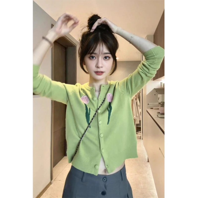 法式绿色郁金香刺绣针织开衫女春季新款小个子独特别致宽松上衣