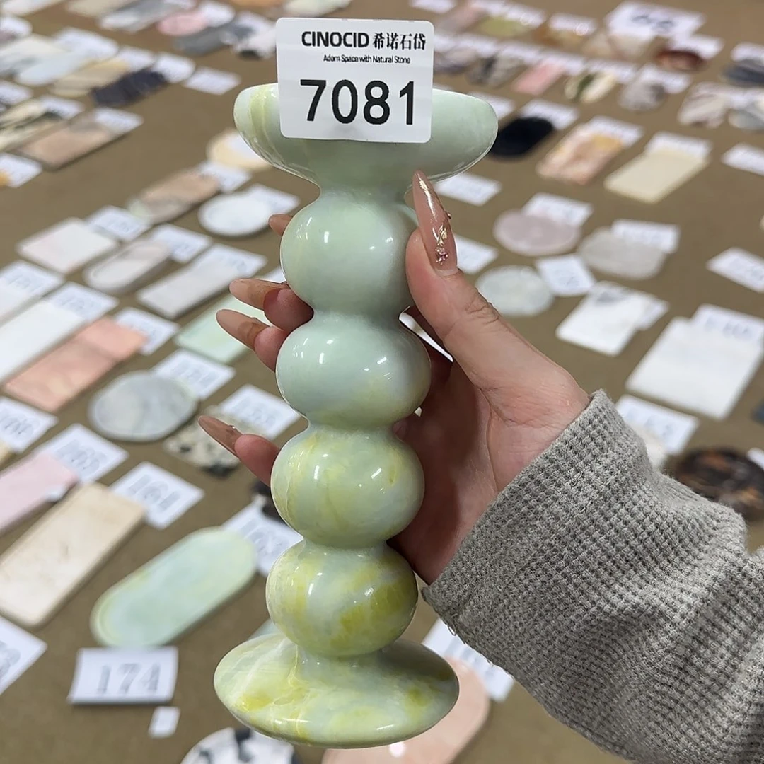 7081             烛台 福利