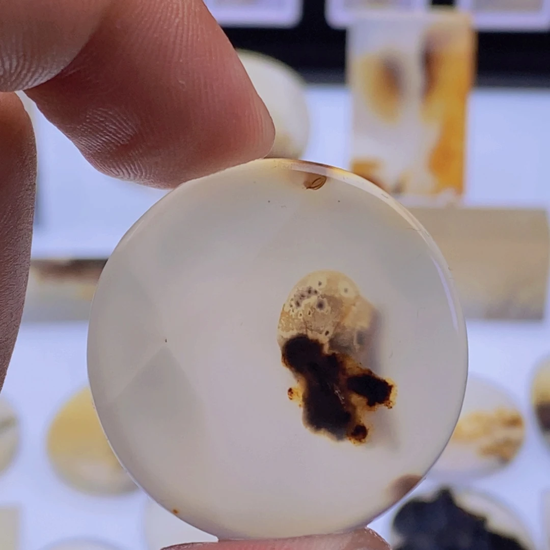 玛瑙/玉髓未镶嵌吊坠(不含链)313