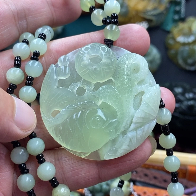 【闪购商品】蛇纹石玉未镶嵌吊坠