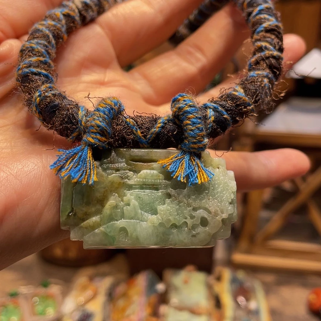 【闪购商品】翡翠未镶嵌颈饰