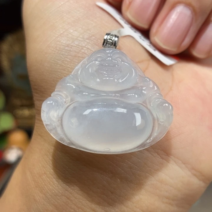 【闪购商品】颈饰18K金镶嵌翡翠51