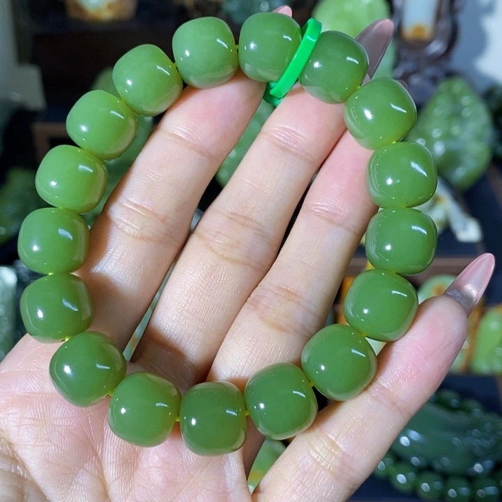 套链未镶嵌和田玉跑****！