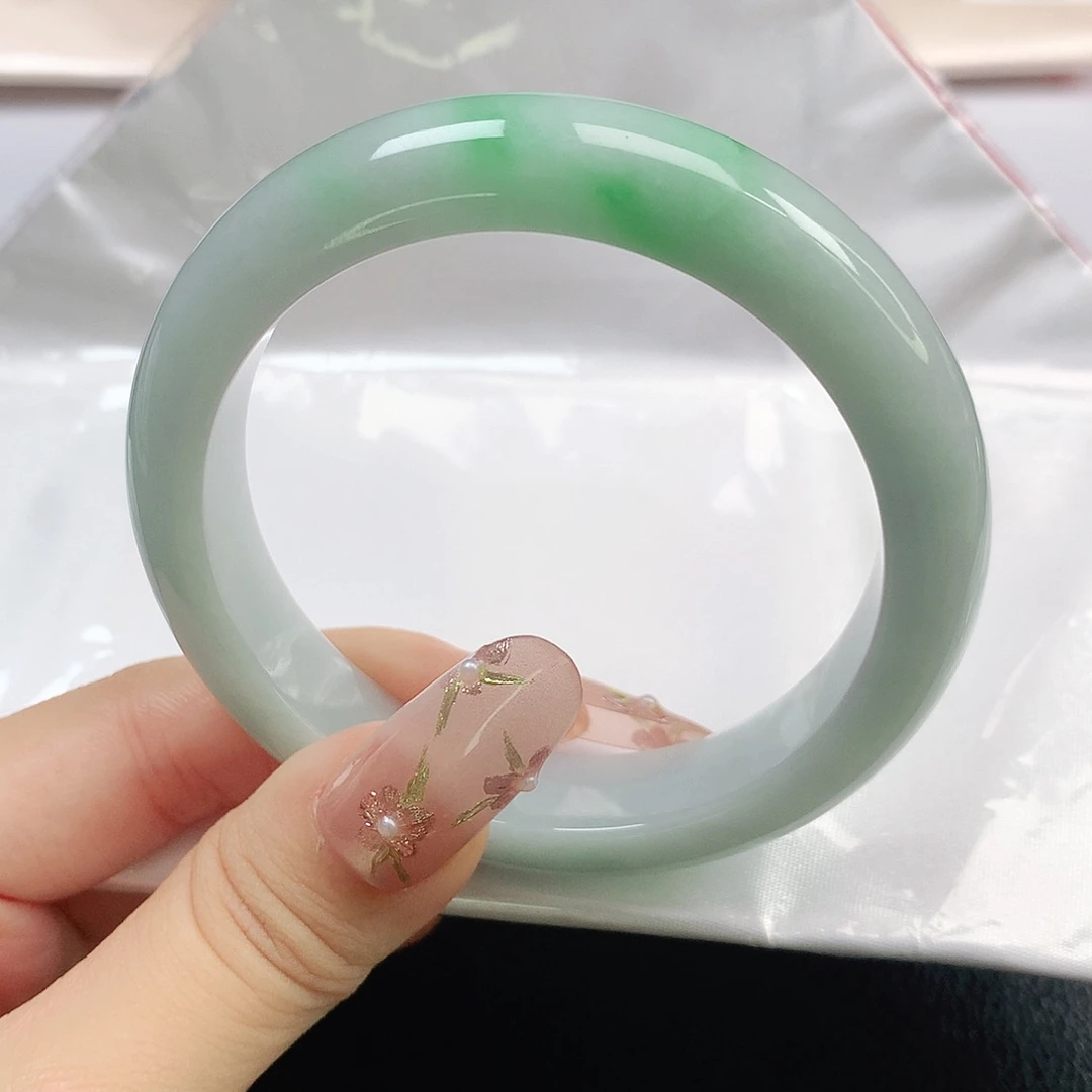 翡翠未镶嵌手镯1569