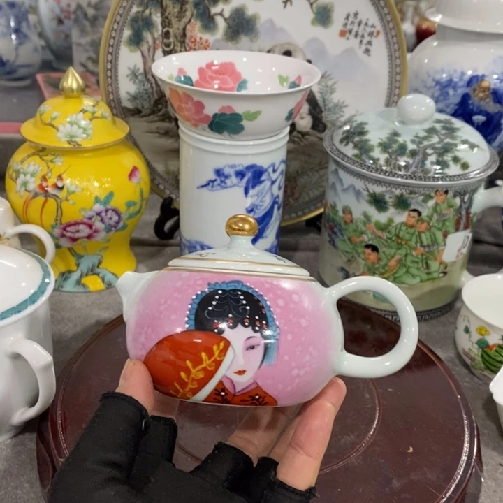 景德镇陶瓷工艺品