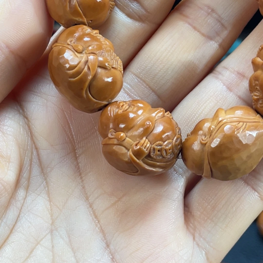 手串橄榄核C6722弥勒