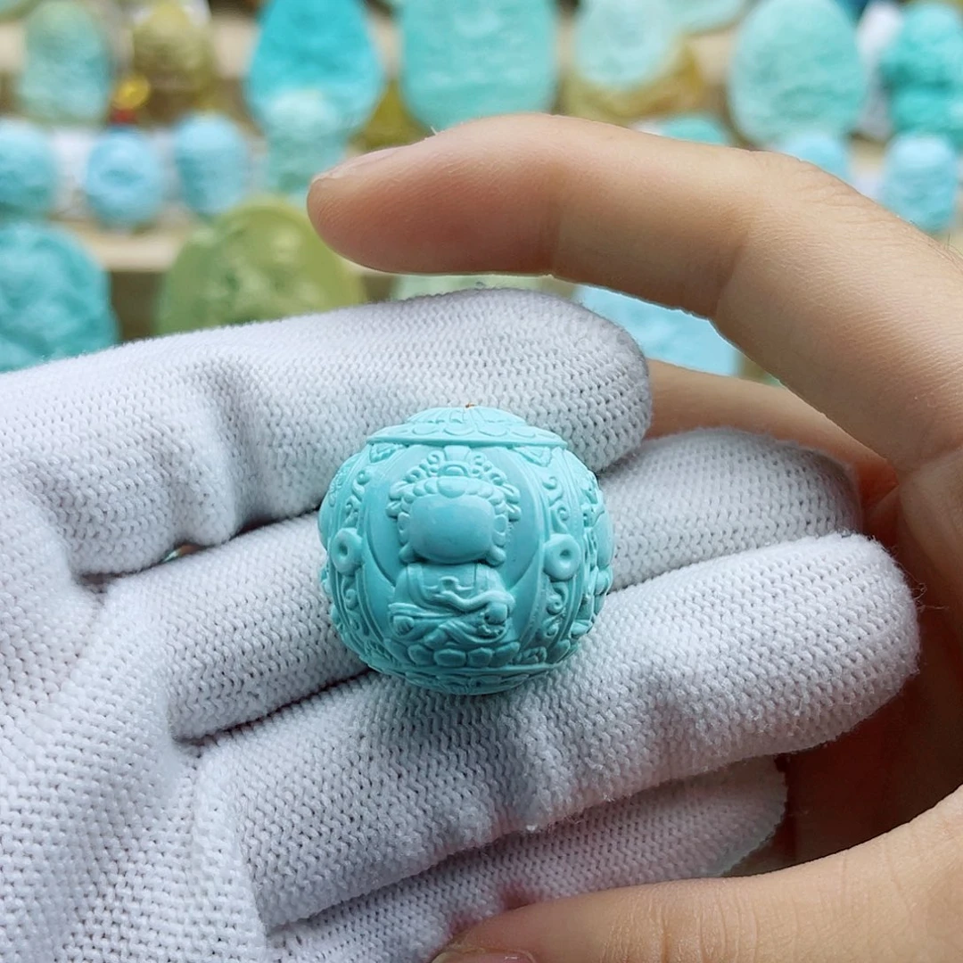 绿松石未镶嵌珠宝奇石