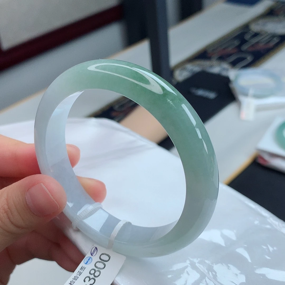 翡翠手镯未镶嵌16号 特价