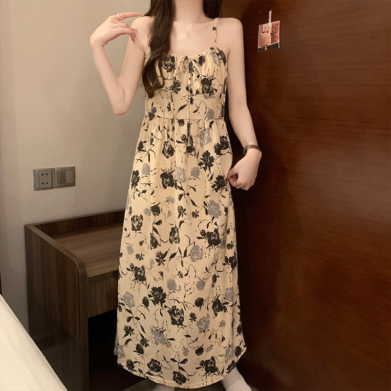 夏季新款带胸垫睡裙女吊带花边睡衣甜美风可爱宽松休闲蕾丝家居服