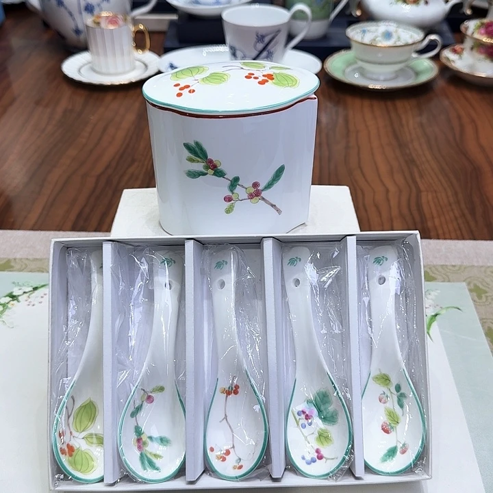 瓷片杯子杯子杯子水杯杯子水杯
