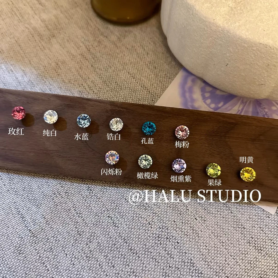 钛钢锆石耳饰 华子爆闪8mm甜酷辣妹钛钢养耳洞超闪耳钉