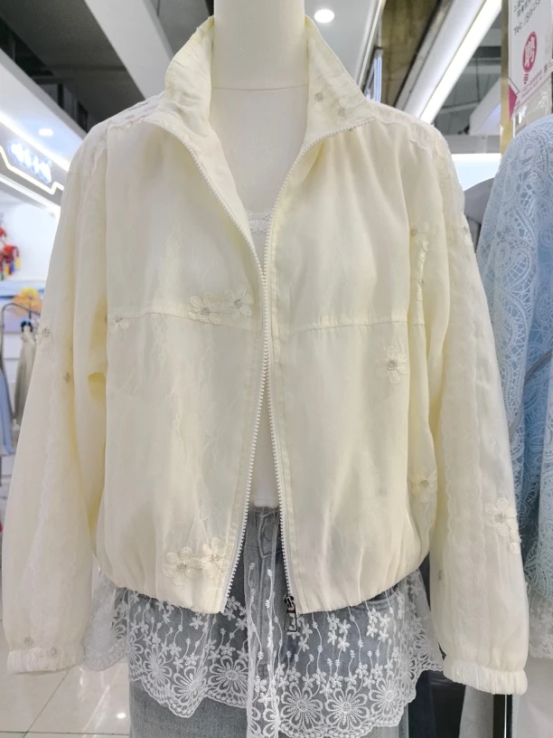 819 立体花朵刺绣薄款防晒高品质外套