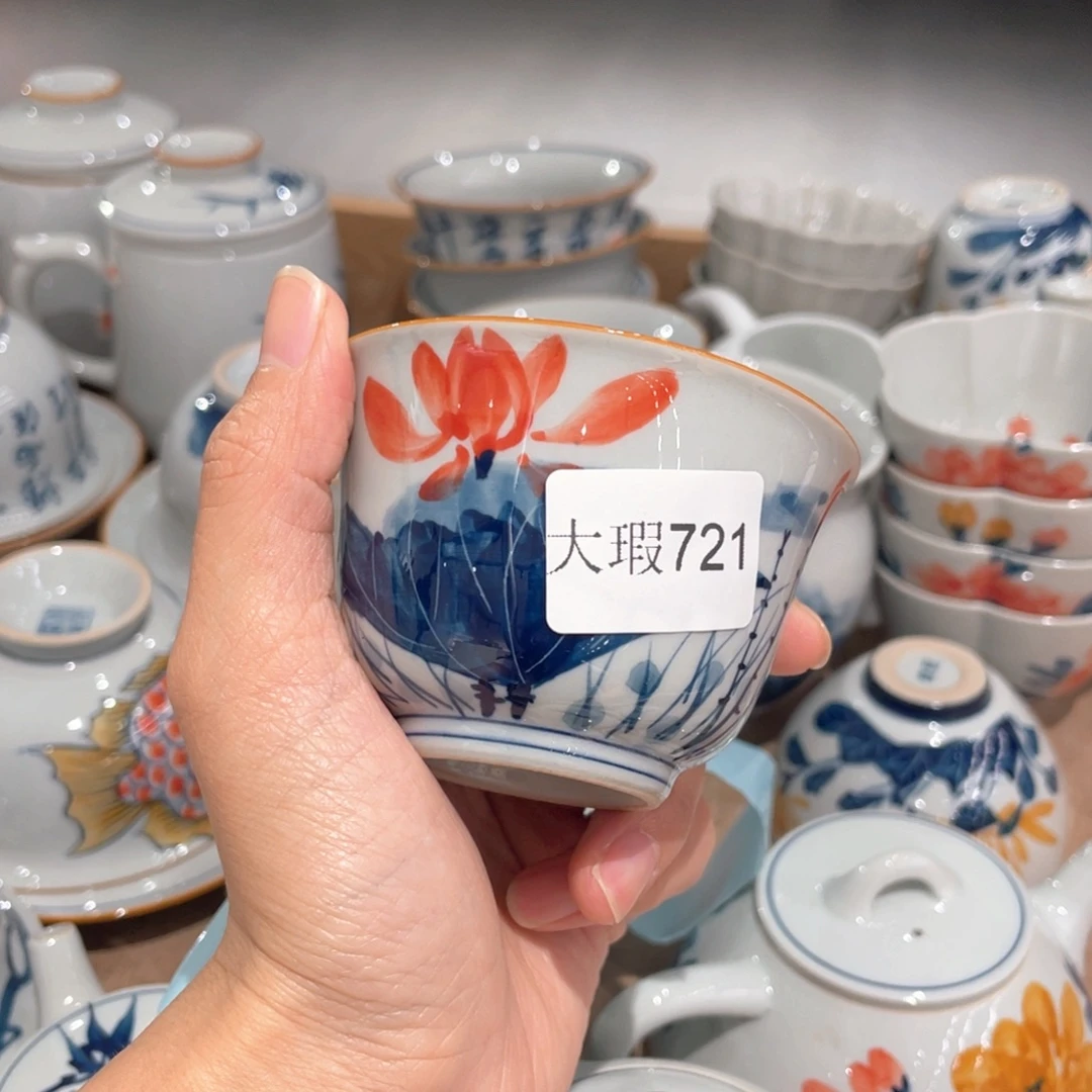 釉下手绘茶具微瑕