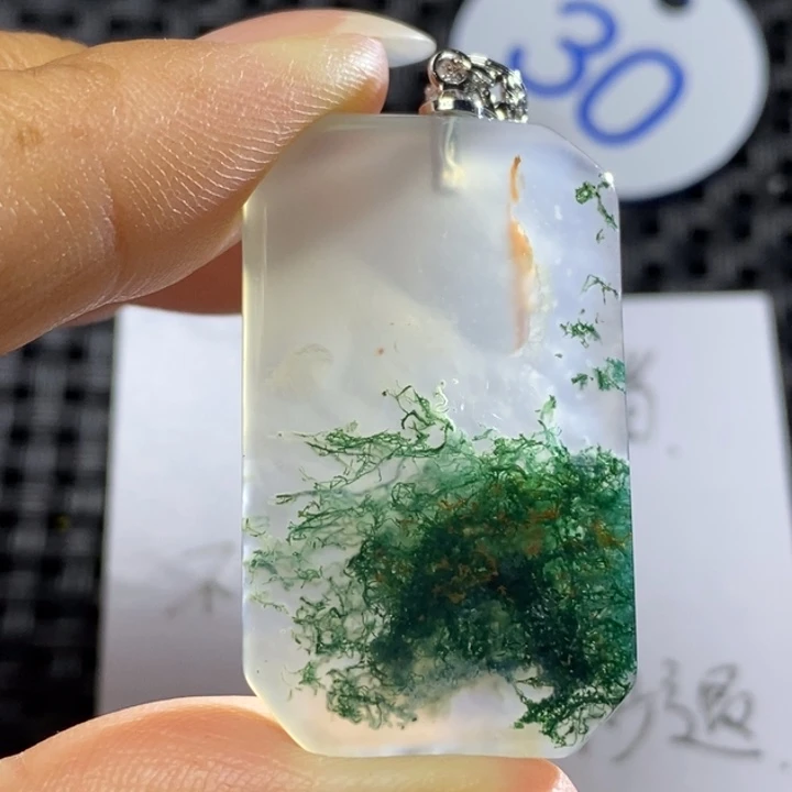 未镶嵌颈饰玛瑙/玉髓雨*